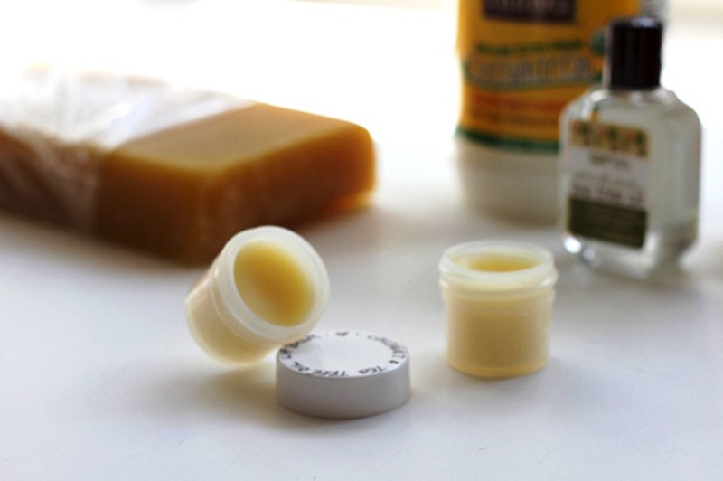 How to make a lip balm with your own hands:  Unusual Ways to Use Lip Balm