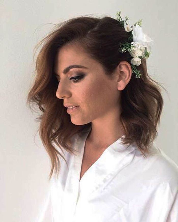 Short "wave" with flowers Best Wedding Hairstyles for Short Hair