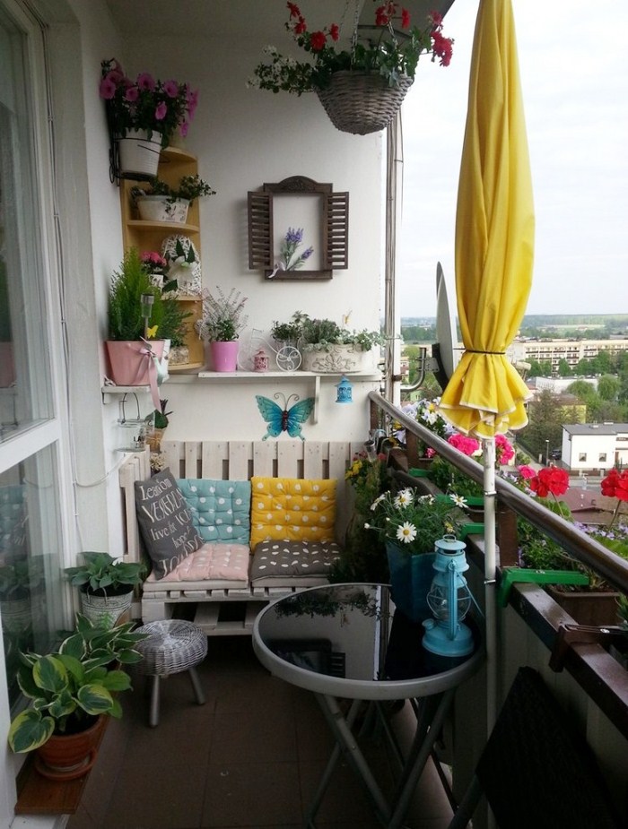 Весенний балкон